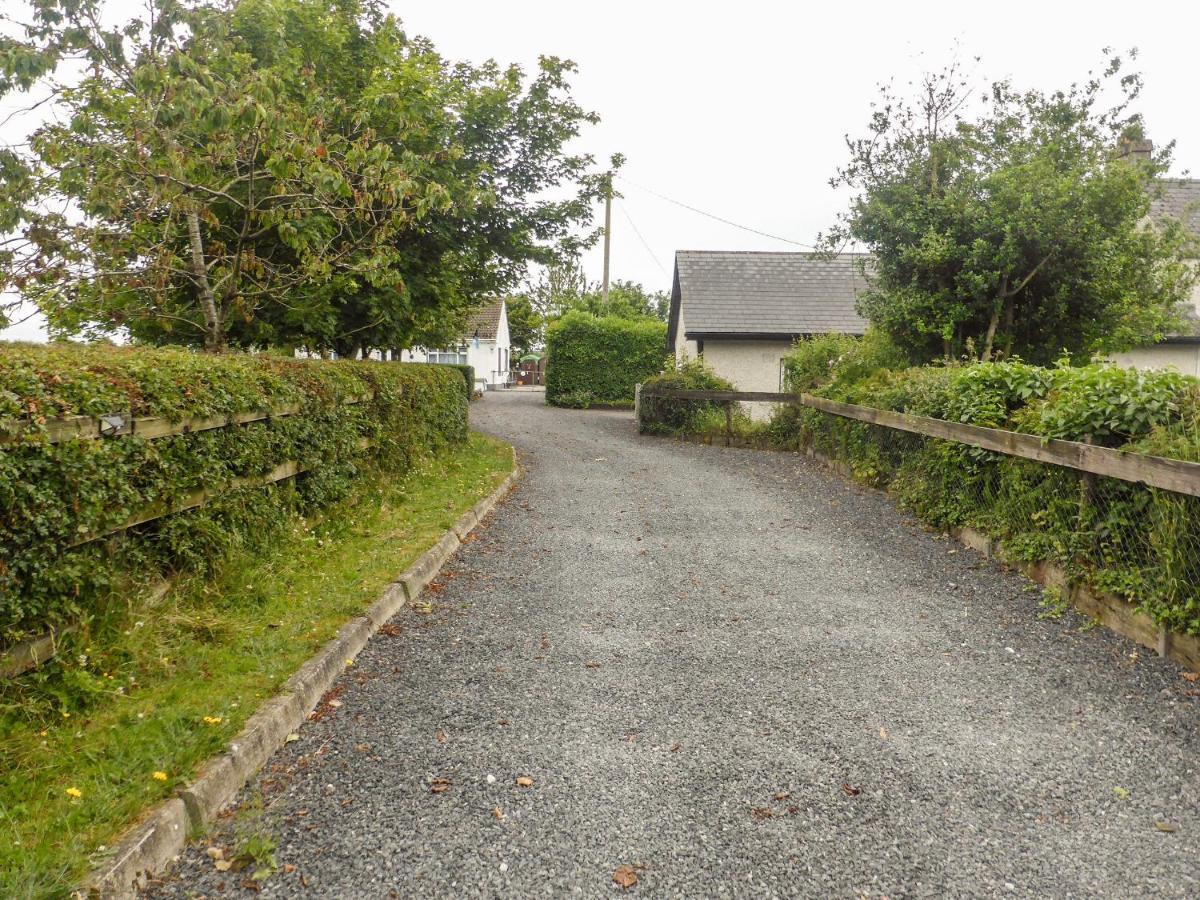Borahard Lodge Newbridge  Bagian luar foto